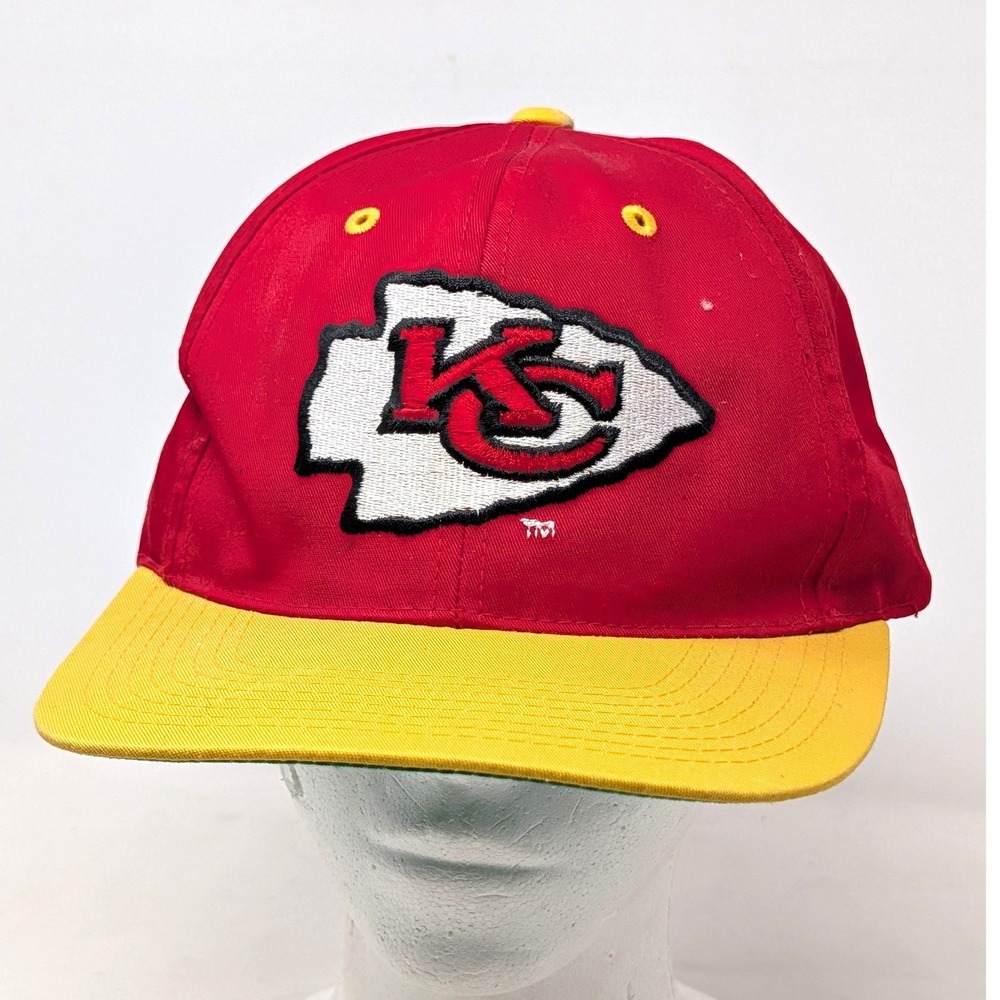 Vintage Kansas City Chiefs Snapback Hat NFL Red Yellow Arrowhead Logo Cap
